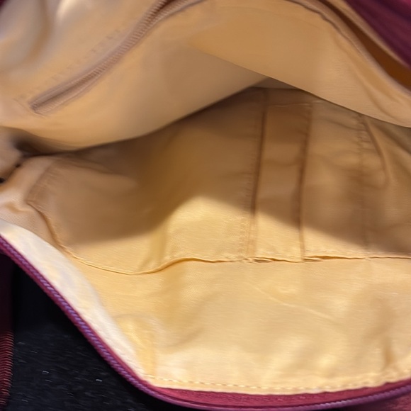 Baggallini Shoulder or Crossbody Bag - Picture 9 of 9